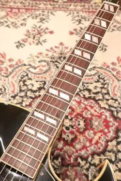 GIBSON ES-175D SUNBURST 1994 3.28KG SAFE DELIVERY FROM JAPAN