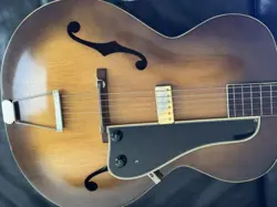 VINTAGE SILVERTONE ARCHTOP - GIBSON JOHNNY SMITH PICKGUARD/PICKUP
