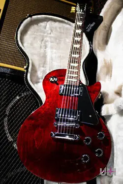 GIBSON LES PAUL STUDIO 2009 WINE RED USED ELECTRIC GUITAR