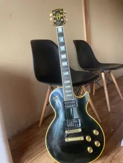 USED 1987 GIBSON LES PAUL CUSTOM BLACK VINTAGE ELECTRIC GUITAR W/HSC