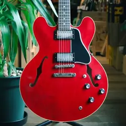 GIBSON CUSTOM SHOP 1961 ES-335 REISSUE SIXTIES CHERRY