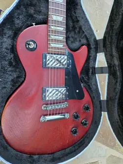 2007 GIBSON LES PAUL STUDIO ELECTRIC GUITAR MAHOGANY FINISH W/ HARDSHELL CASE