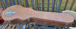 GIBSON GARY MOORE PADDED HARD LOCKING GUITAR CASE
