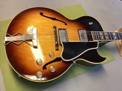 1957 GIBSON ES-175D