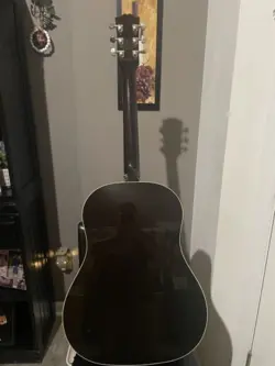 GIBSON J45 STANDARD
