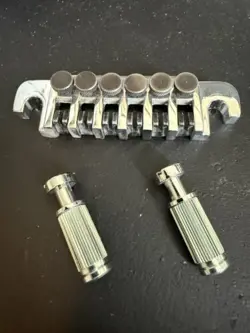 GIBSON TP-6 TAILPIECE WITH FINE TUNERS, STUDS AND INSERTS, CHROME