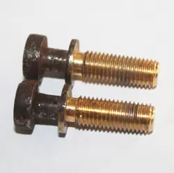 TAILPIECE STUDS LES