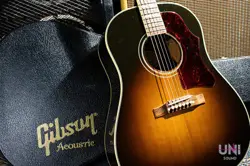GUITAR #C15880