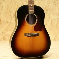 GIBSON CUSTOM SHOP 1942 BANNER J-45 VINTAGE SUNBURST LIGHT AGED