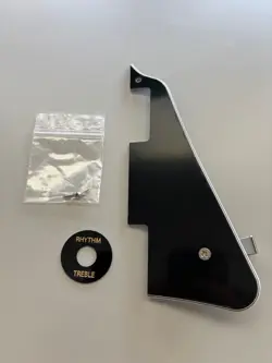 GIBSON LES PAUL PICK GUARD AND RHYTHM/TREBLE POKER CHIP SET (BLACK)