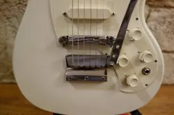 TREMOLO UNIT
