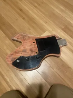 GIBSON CORVUS LOADED BODY
