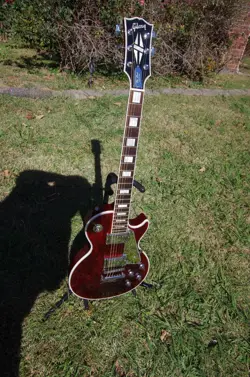 2012 GIBSON LES PAUL CLASSIC CUSTOM WINE, CHROME LTD. ED.