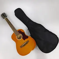 MAESTRO BY GIBSON WOODEN 1/4 SIZE 6-STRING CHILDREN'S ACOUSTIC GUITAR W/ GIG BAG