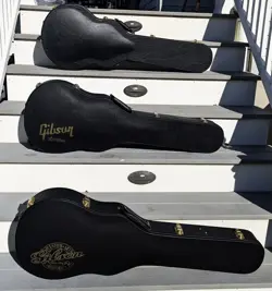 TKL GIBSON LES PAUL CUSTOM ARCH TOP HARDSHELL CASE  BLACK WITH BURGUNDY INTERIOR
