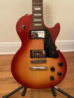 GIBSON LES PAUL STUDIO PLUS 2021 CHERRY HERITAGE SUNBURST GUITAR