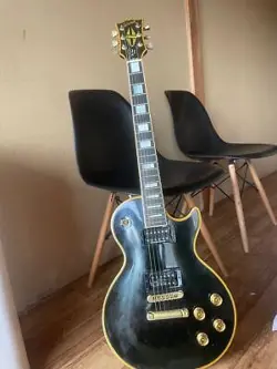 81627586 ELECTRIC GUITAR