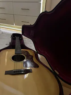 GIBSON J-50 DELUXE 1970 - ORIGINAL CONDITION, HARDSHELL CASE, AND PAPERWORK