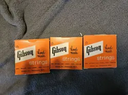 VINTAGE GIBSON KALAMAZOO GUITAR STRINGS LOT