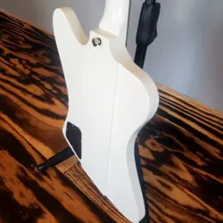 ELECTRIC BASS NEW