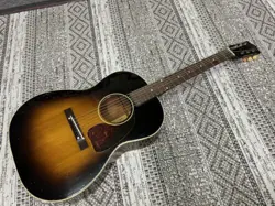 NICE 1951 GIBSON LG-2 VINTAGE ACOUSTIC GUITAR SUNBURST W/CASE