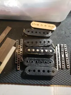 VINTAGE GIBSON COILS
