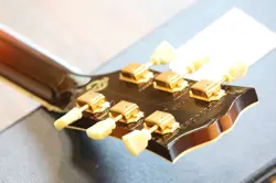 MINTY! 2014 GIBSON