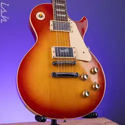 1970'S GIBSON LES PAUL DELUXE CHERRY SUNBURST W/ GIBSON EMBOSSED T-TOP PICKUP