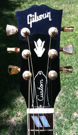 HUMMINGBIRD CUSTOM SHOP