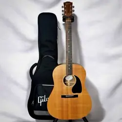 GIBSON G 45  S N 20461074