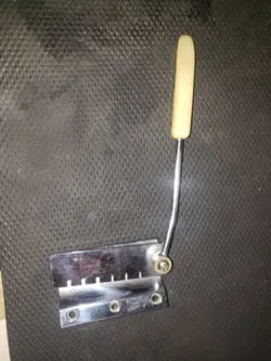 GIBSON 60S MAESTRO VIBROLA ASSEMBLY