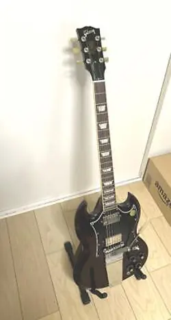 GIBSON USA ANGUS YOUNG SG / ELECTRIC GUITAR W/ ORIGINAL HC MADE IN USA