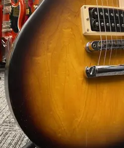 GIBSON LES PAUL '50S TRIBUTE USED 2016SATIN VINTAGE SUNBURST W/GIG CASE