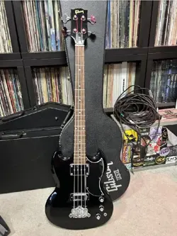 SG BASS GUITAR/GIBSON