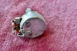 GIBSON CENTRALAB POT