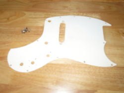 KALAMAZOO 1965 WHITE 1 PLY KG 1 PICKGUARD GIBSON