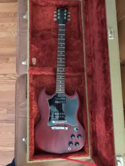 GIBSON SG  ELECTRIC GUITAR - HERITAGE CHERRY WITH  HARDSHELL CASE