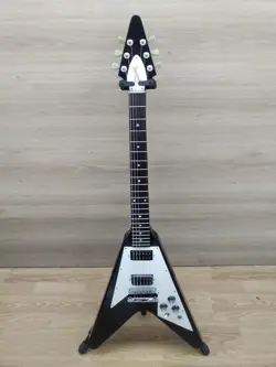 GUITAR #31334