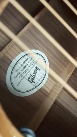 ELECTRO ACOUSTIC GUITAR