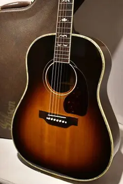 GIBSON SJ-45 DELUXE USED ACOUSTIC GUITAR  1995