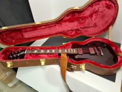 2023 GIBSON LES PAUL STUDIO ELECTRIC GUITAR, RED WINE, MADE IN USA, NICE!