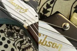 GIBSON CUSTOM SHOP JAPAN LIMITED RUN 1967 FLYING V PELHAM BLUE VOS -2013USED SAF