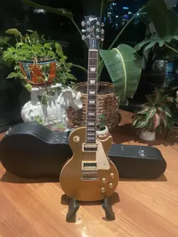 2019 GIBSON LES PAUL CLASSIC GOLD TOP