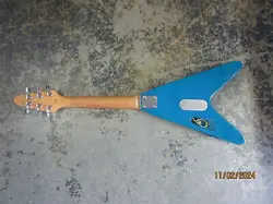 GIBSON MAESTRO 33
