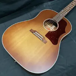 10/31 GIBSON J-45