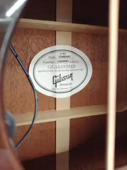 GIBSON J-45 STANDARD KAI ECO