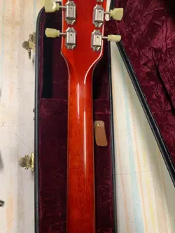 CHERRY LEFT-HANDED LEFTY
