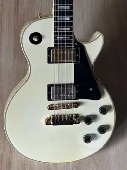 1978 GIBSON LES PAUL CUSTOM A STUNNING WHITE LES PAUL LIKE RANDY RHODES PLAYED.