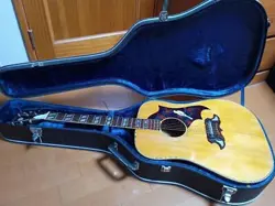 DUBACOUSTIC GUITAR MADE