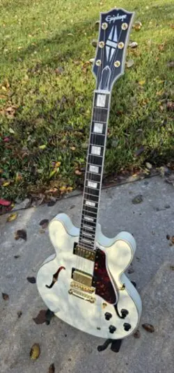 EPIPHONE INSPIRED BY GIBSON CUSTOM 1959 ES-355